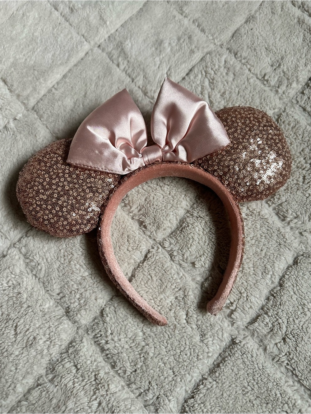 Disney Parks | Rose Gold Sequin Minnie Mouse Ears With Rose Gold Bow